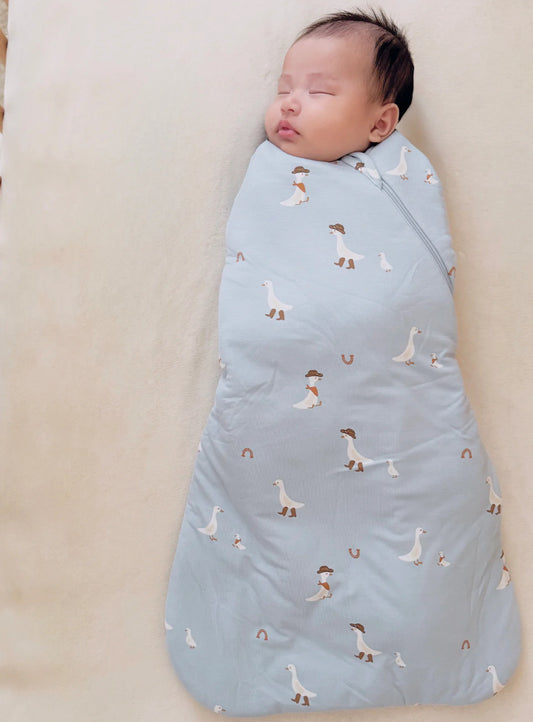 Cloud Swaddle 1.0 - Cowboy Goose
