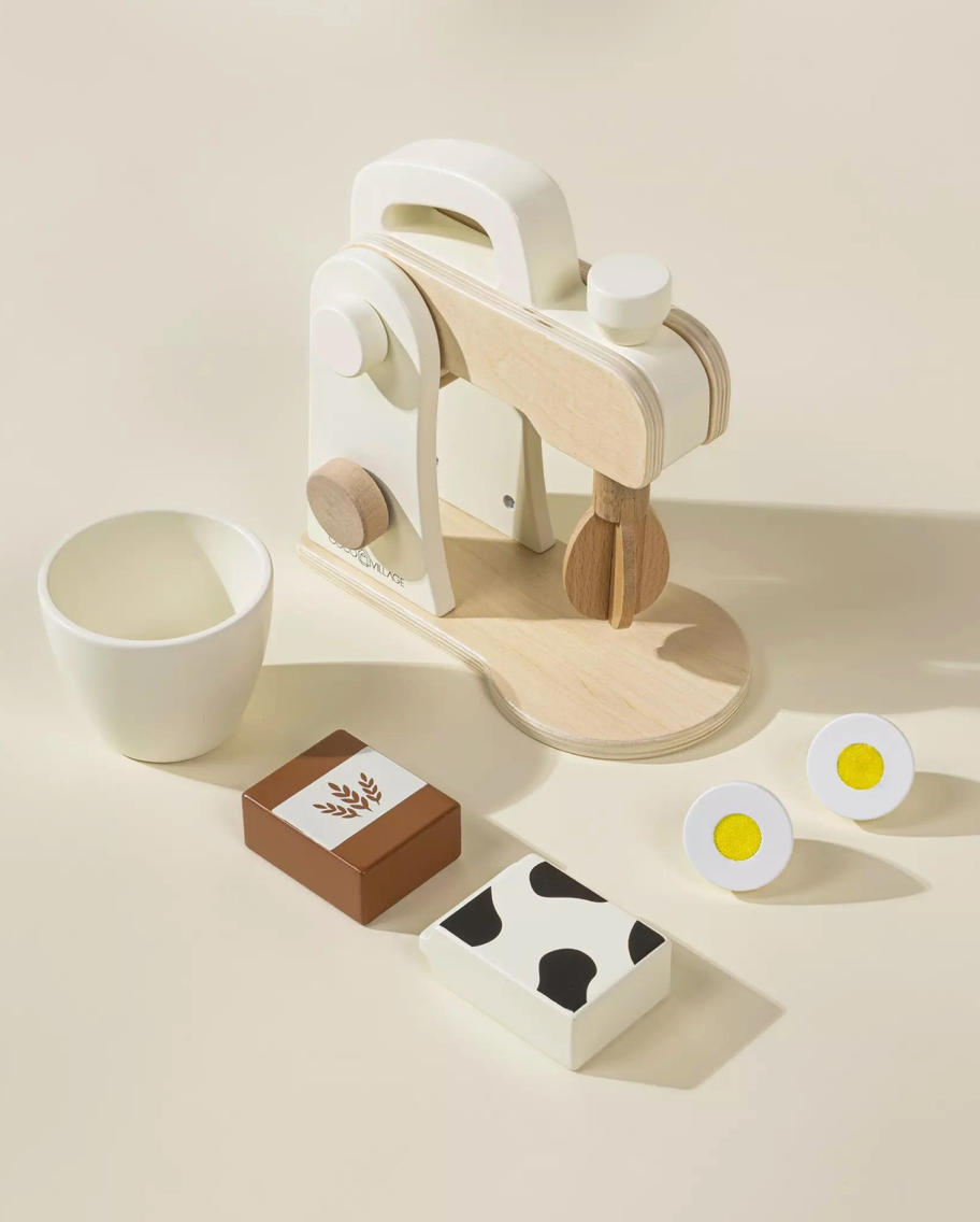 Wooden Blender + Accessories