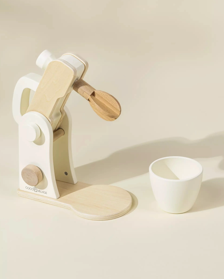 Wooden Blender + Accessories