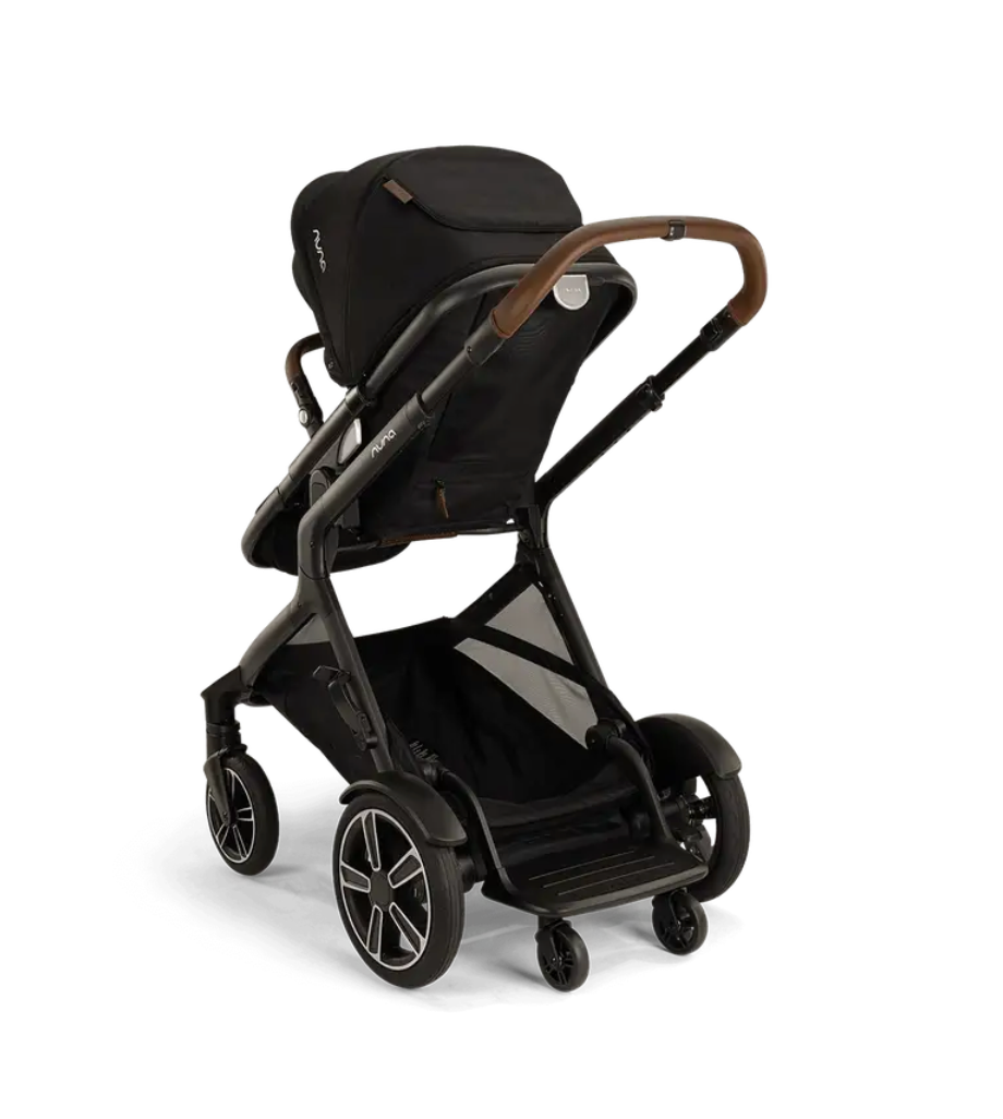 demi™ next + pipa™ urbn travel system