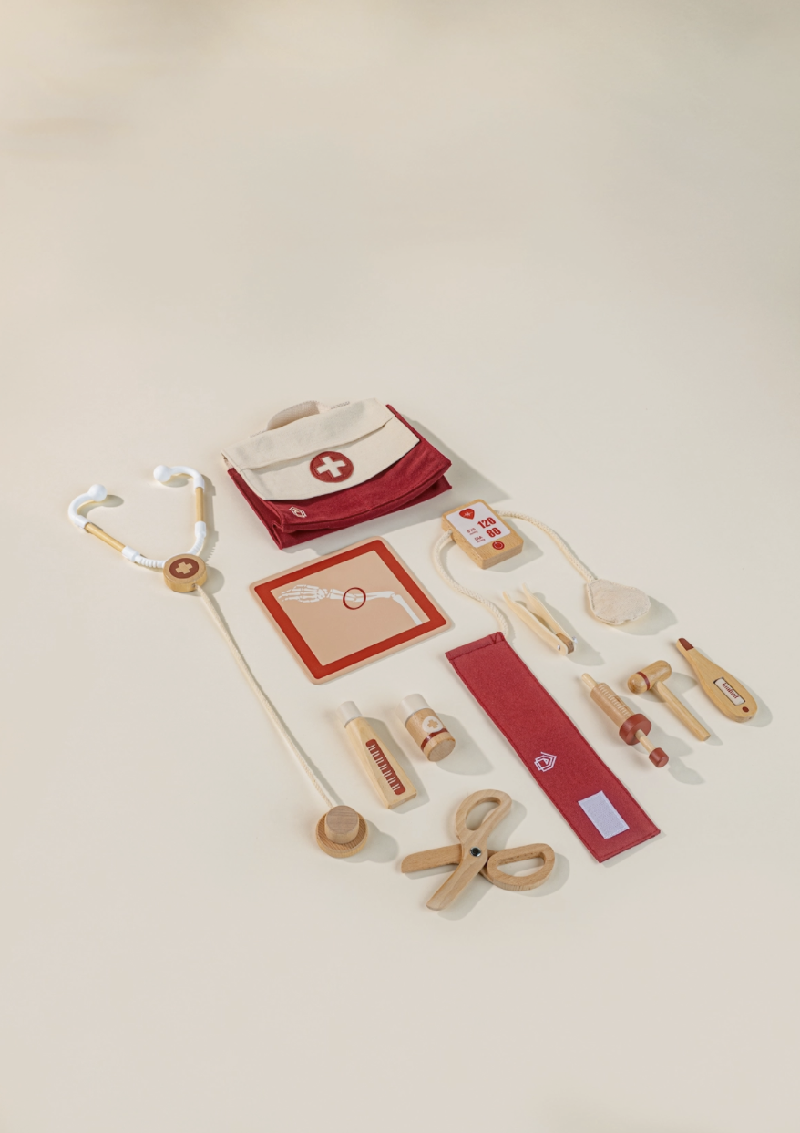 Wooden Doctor Set