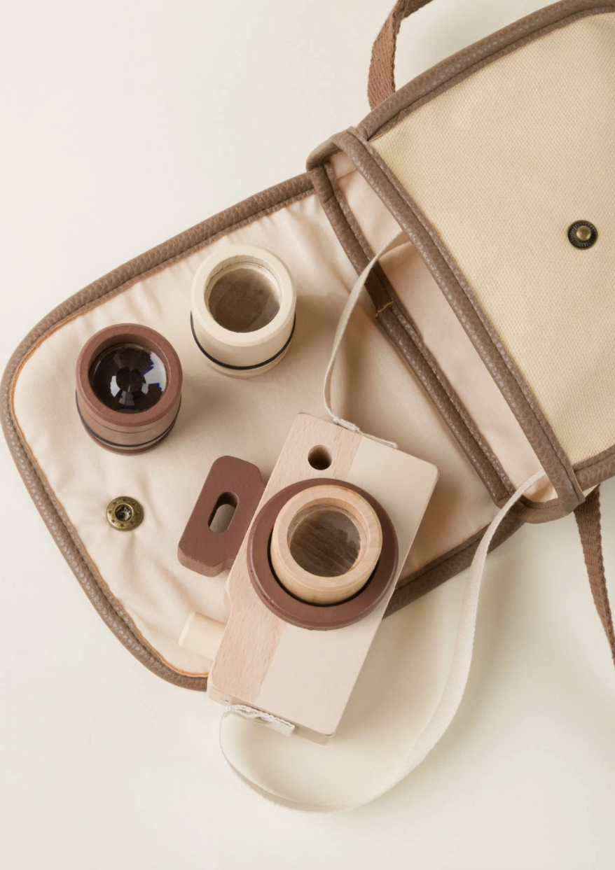 Wooden Camera With Bag